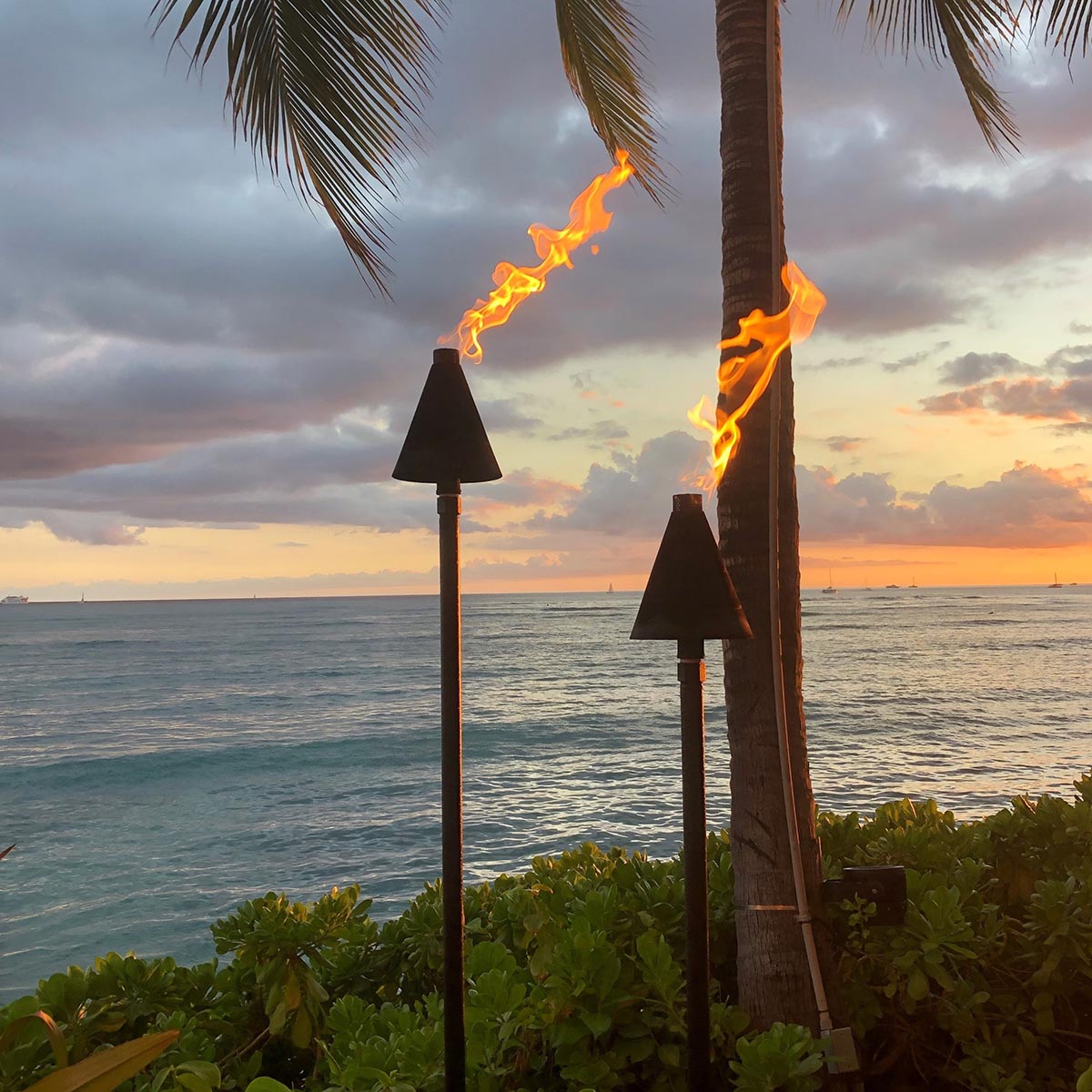 Traditional Copper Hawaiian Tiki Torch – Propane hawaiian tiki torch